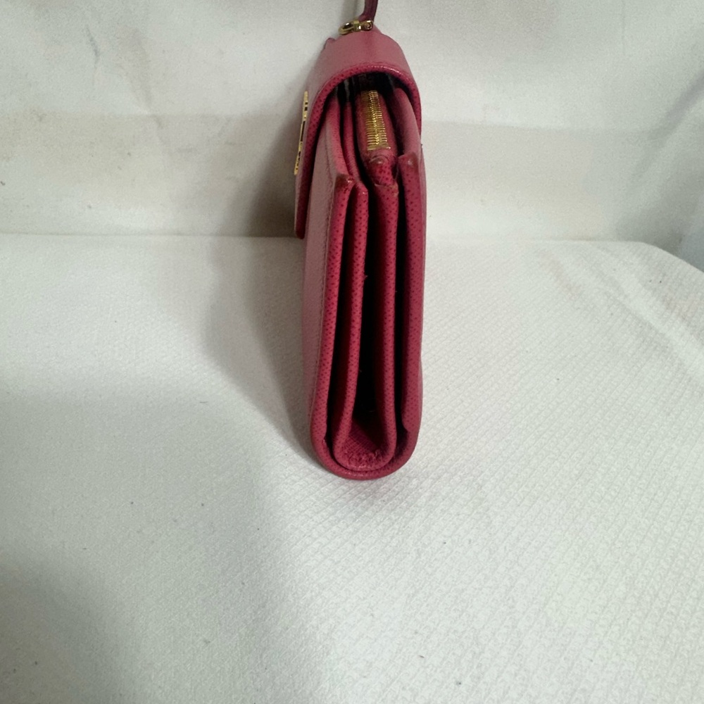 Prada Wallet - Picture 3 of 11